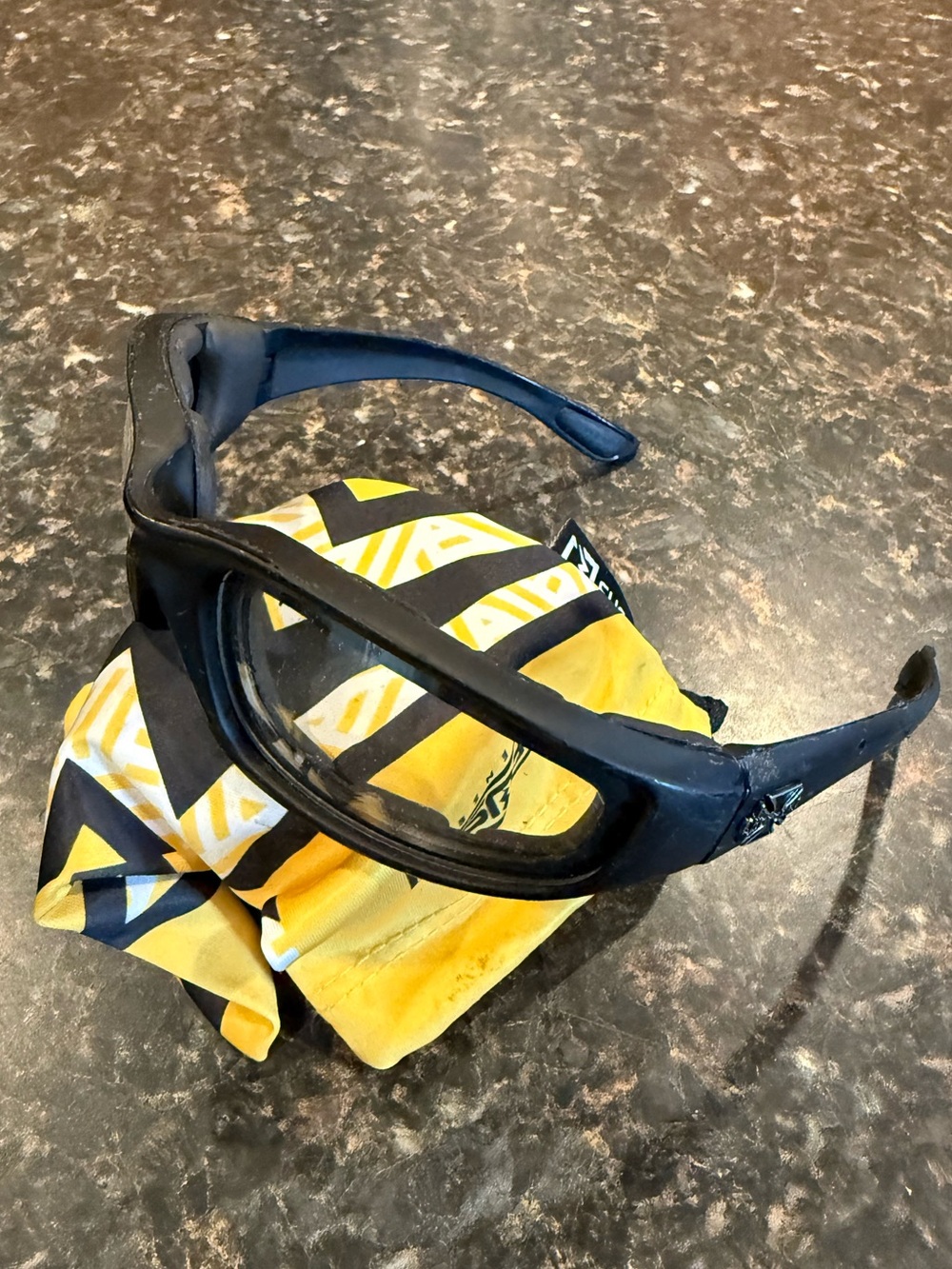 Black Protective Safety Goggles with Yellow Cleaning Cloth